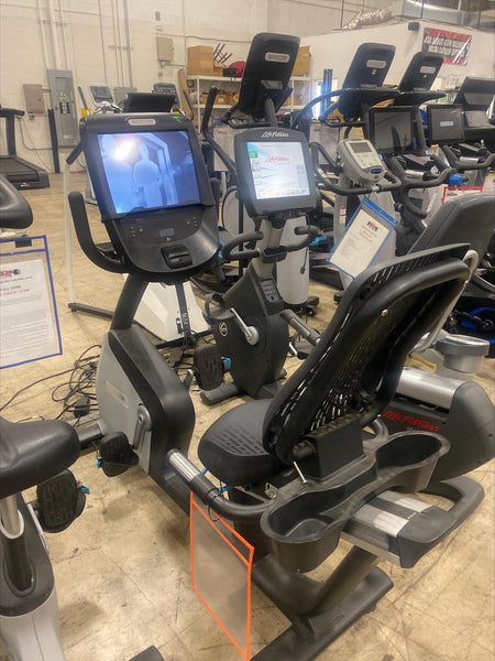 Precor RBK 885 Recumbent Bike w/ P80 Console - Used