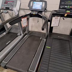 Life Fitness 95T Engage Treadmill-Used