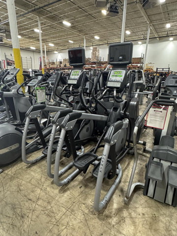 Matrix E3X Suspension Elliptical with LED Console with 15" TV-USED