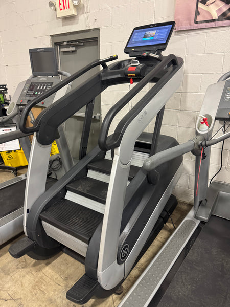 Intenza 550 Ce2+ Stepmill with Touch Screen Console- USED