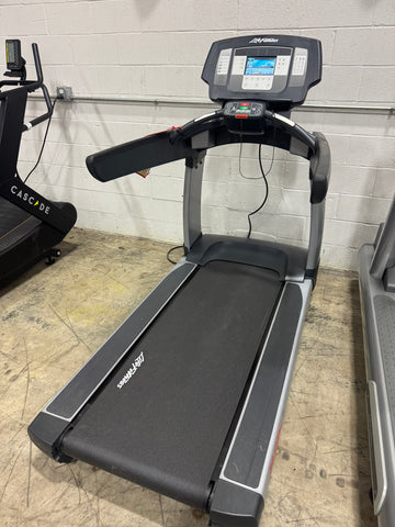 Life Fitness 95T Inspire Treadmill-Used