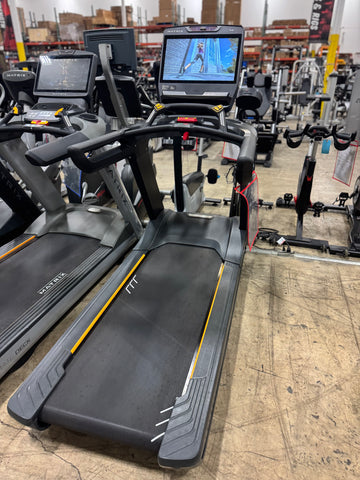 Matrix Performance Treadmill with Touch XL Console-USED (LIKE NEW)