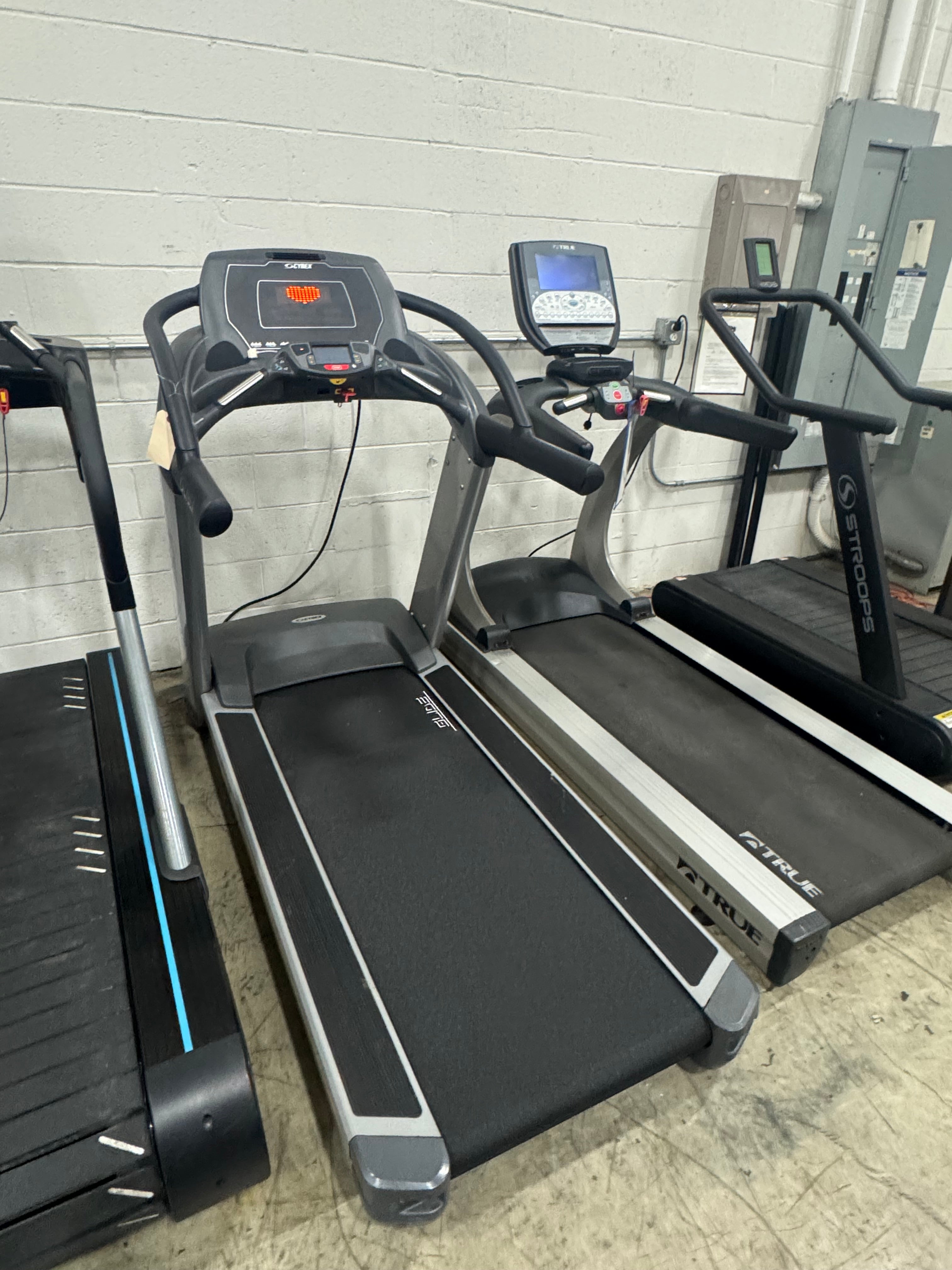 cybex 625t commercial treadmill Cybex 625T Treadmill -USED – Show Me Weights