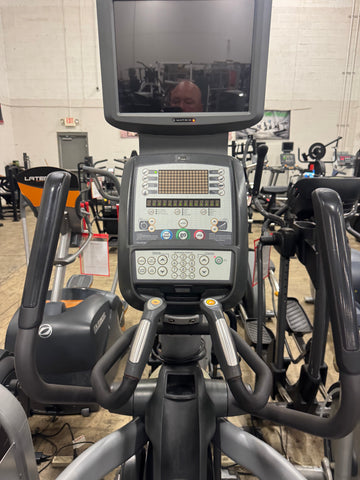 Matrix E-3X Suspension Ellitpical with LED Console and PVS-USED
