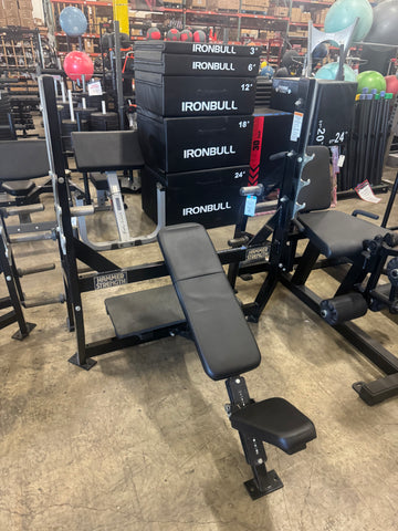 Hammer Strength Olympic Incline Bench-USED