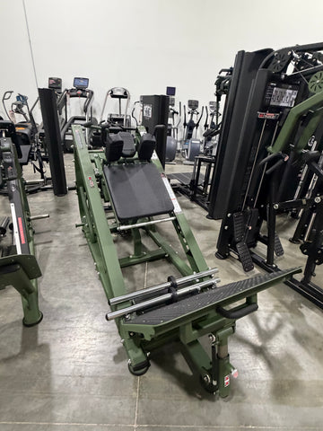 Newtech Wellness Torture Hack Squat Premium Moving Thomson (OLYMPIA VERSION)