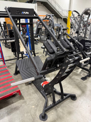 MaxPump A7081 Plate Loaded Double Track Squat