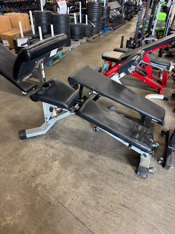 Nautilus Adjustable Bench with Preacher Pad-USED