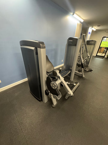 Life Fitness Insignia Series Leg Extension-USED