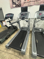 Life Fitness CLST Classic Commercial Treadmill with PVS-USED