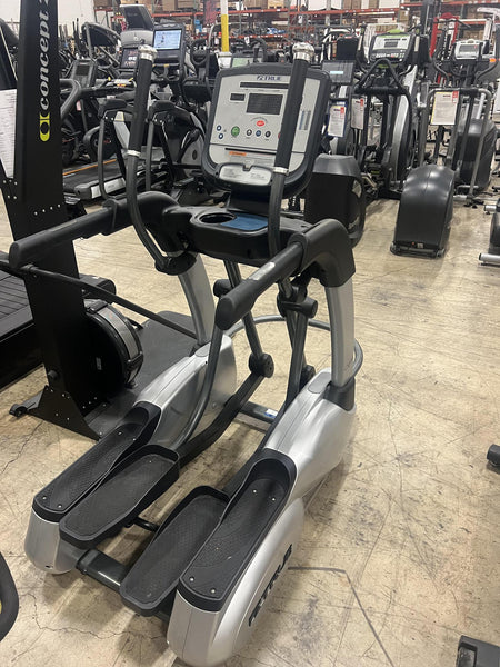 True CS400 Elliptical with LED Console - USED