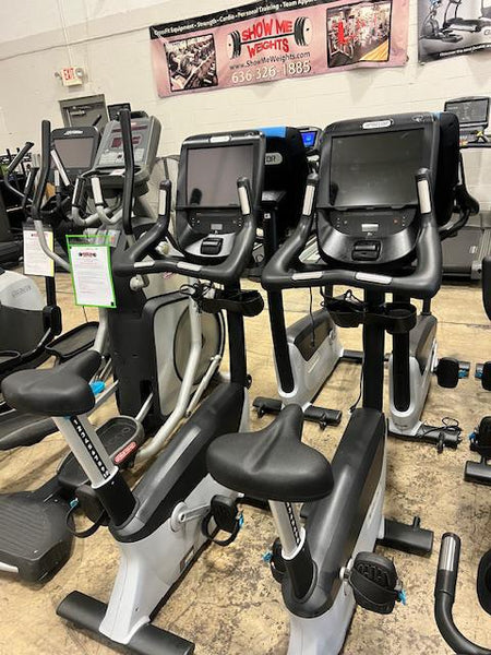 Precor UBK 885 Upright Bike with P82 touchscreen console-USED