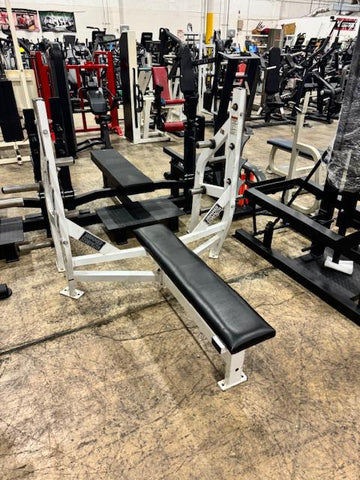 Hammer Strength Olympic Flat Bench Press with Plate Storage-USED