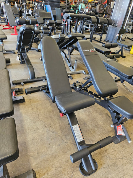 NAUTILUS INSTINCT MULTI-ADJUSTABLE BENCH 100