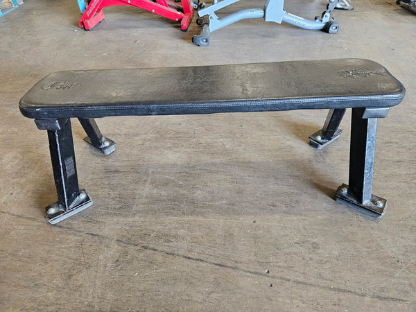 Hammer Strength Flat Bench - USED