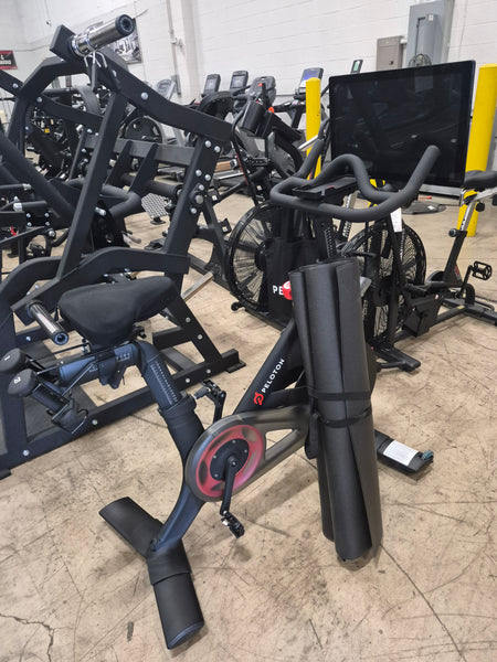 Peleton Bike w/ HR Monitor and Mat - USED